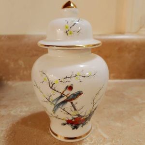 🟢Fine China Jay Japan Ginger Jar